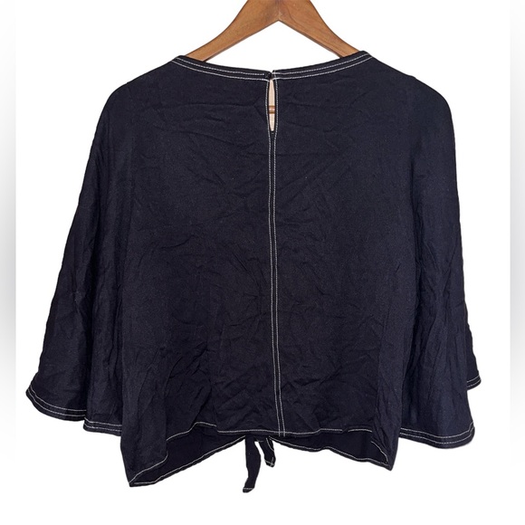 Niko and… bell sleeve top - Picture 2 of 3